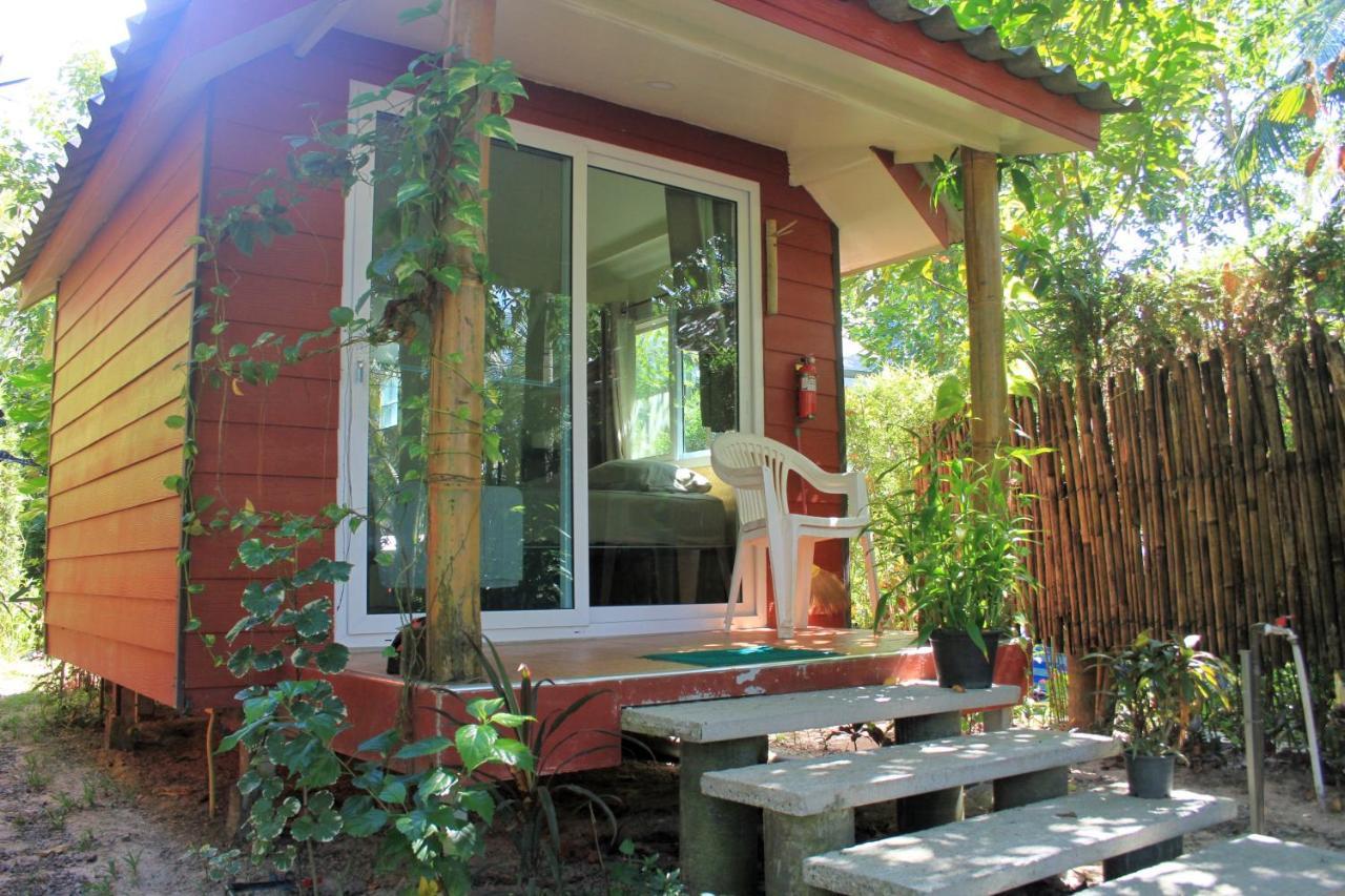 Pink Kangaroo Bungalows Ko Kut المظهر الخارجي الصورة
